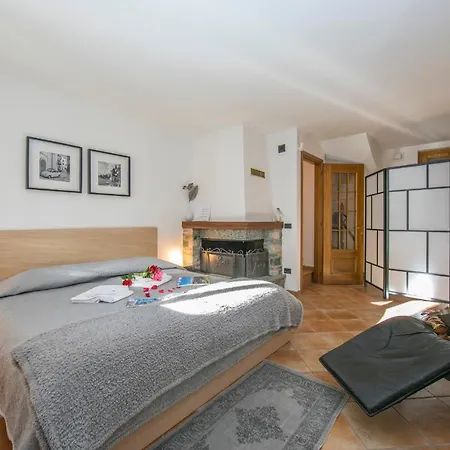 Germasino Sleeps 8 Pool * Morbio